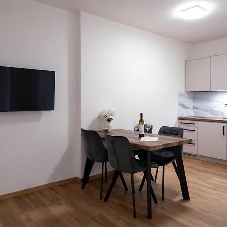 Hempl Apartmán *