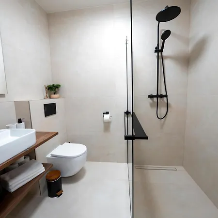 Hempl Apartmán *